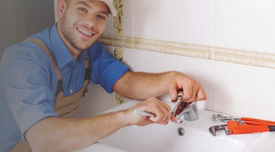 Handle or spout repair in Bascom, FL